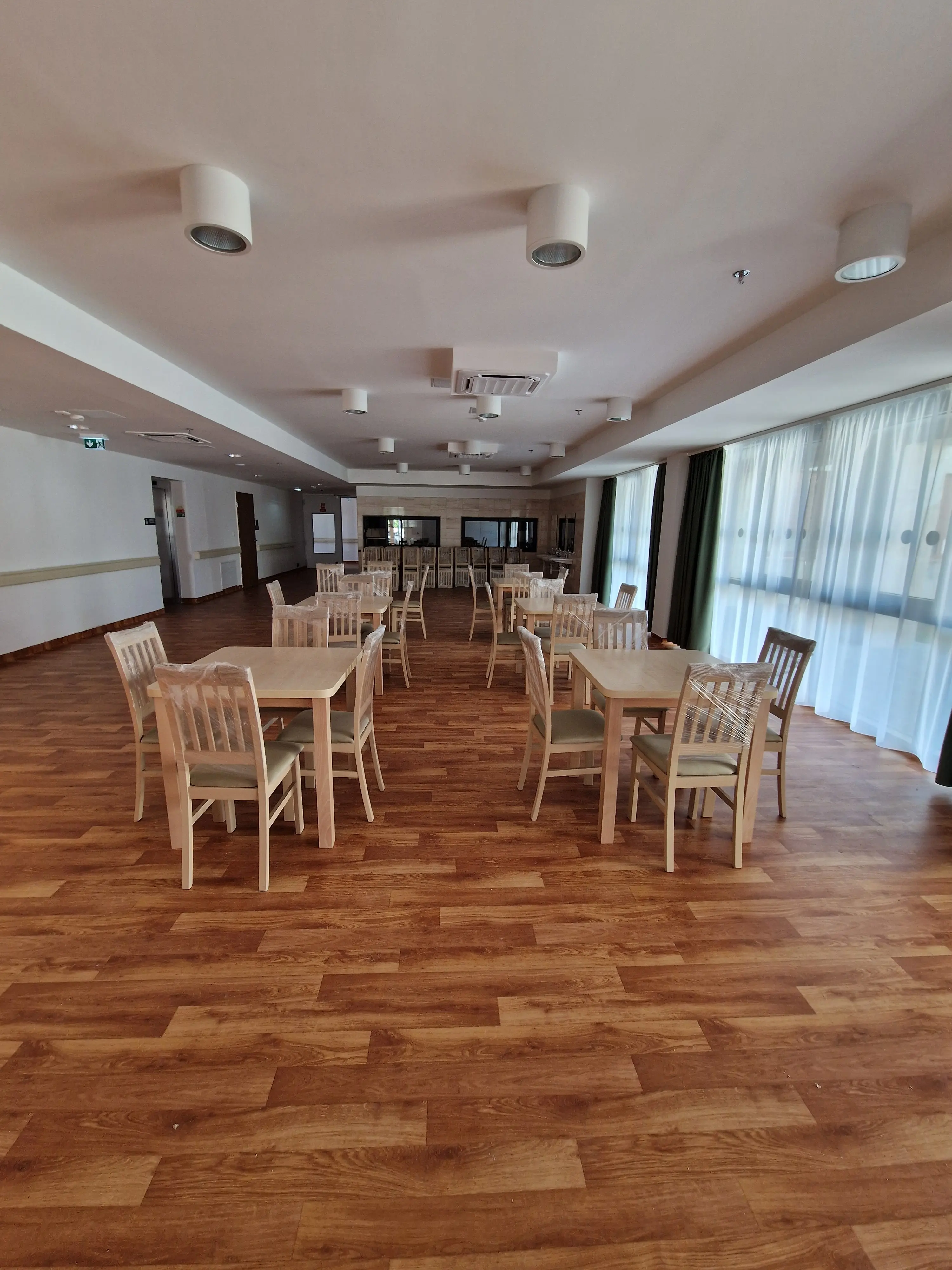 Az otthon közösségi étkezőterme